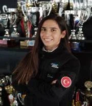 Damla Güldoğan — Canoeing