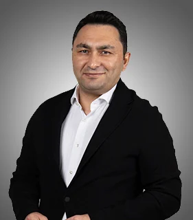 Hünkar Mutlu — professional portrait