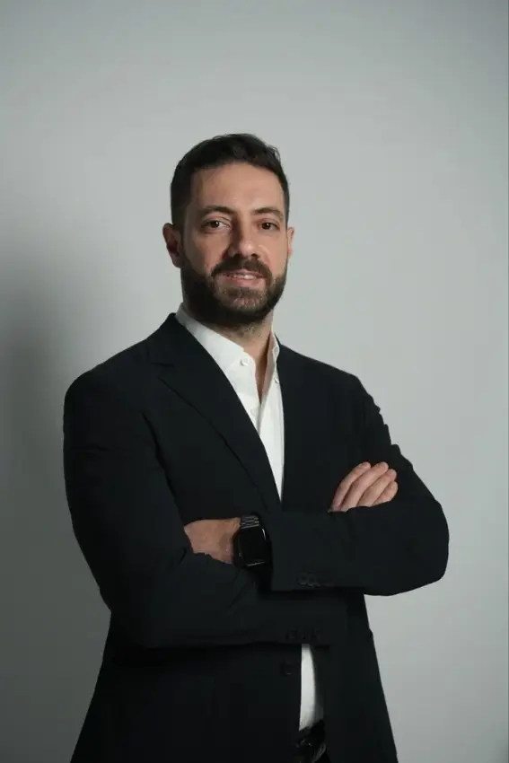 Metin Aksu — professional portrait
